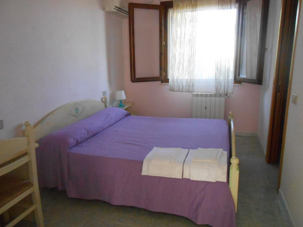 Agriturismo Tupei Ξενοδοχείο Calasetta Δωμάτιο φωτογραφία